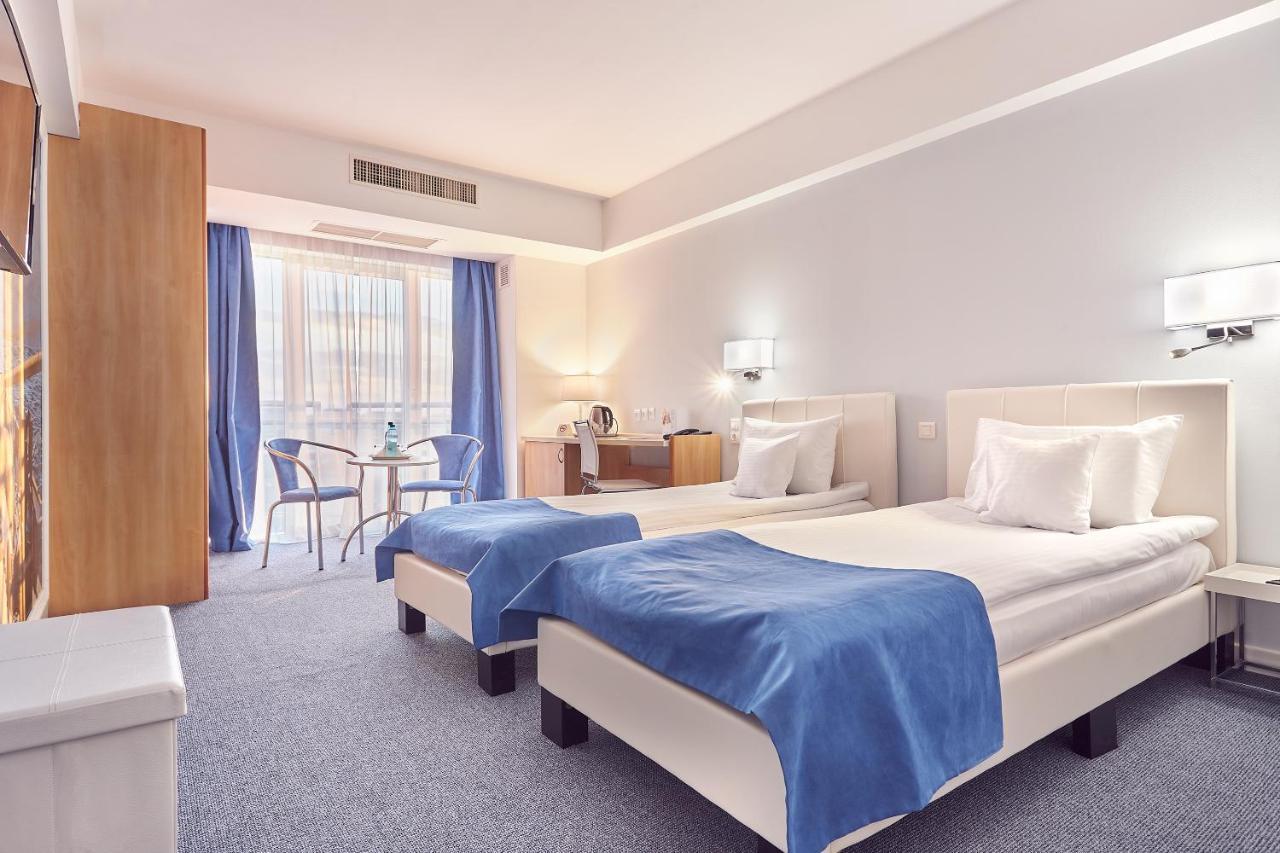 ไอบิส คอนสตันตา Hotel คอนสตันซา ภายนอก รูปภาพ