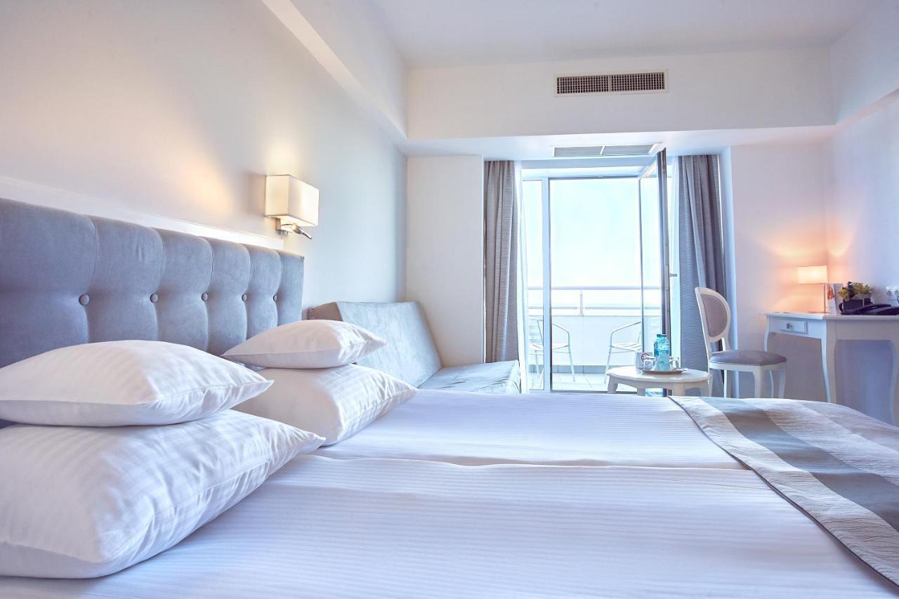 ไอบิส คอนสตันตา Hotel คอนสตันซา ภายนอก รูปภาพ
